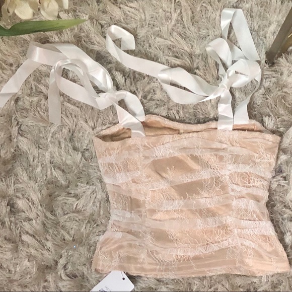 NEW ‘Eva’ Lace Top - Picture 5 of 8